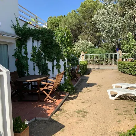 Coll, Terrace & Pool * Sant Marti d'Empuries
