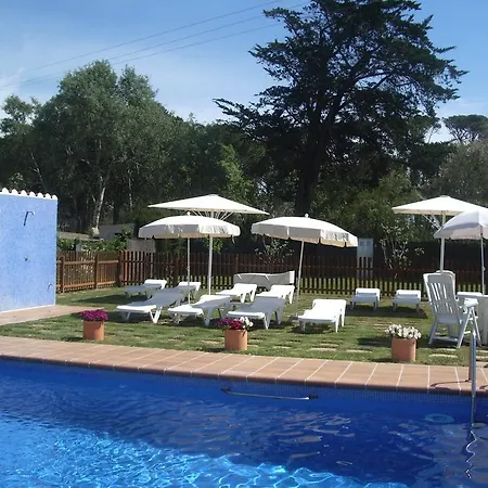 Coll, Terrace & Pool