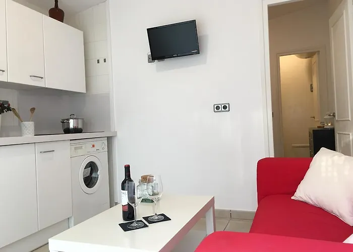 Διαμέρισμα Coll, Terrace & Pool *