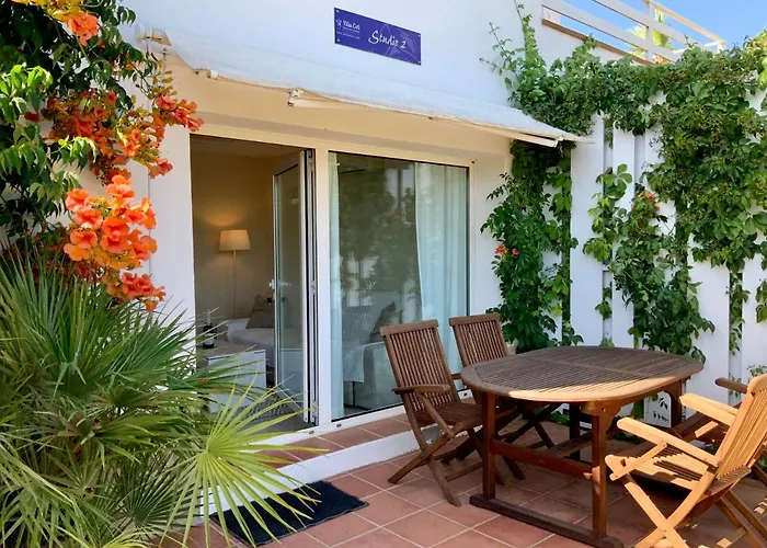 Coll, Terrace & Pool *