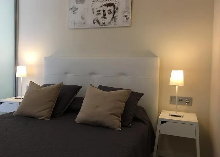 Coll, Terrace & Pool Apartment Sant Marti d'Empuries