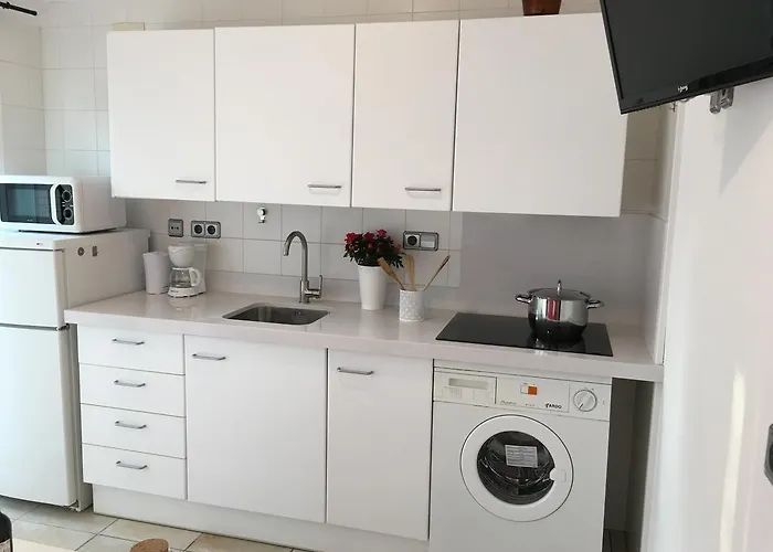 Coll, Terrace & Pool